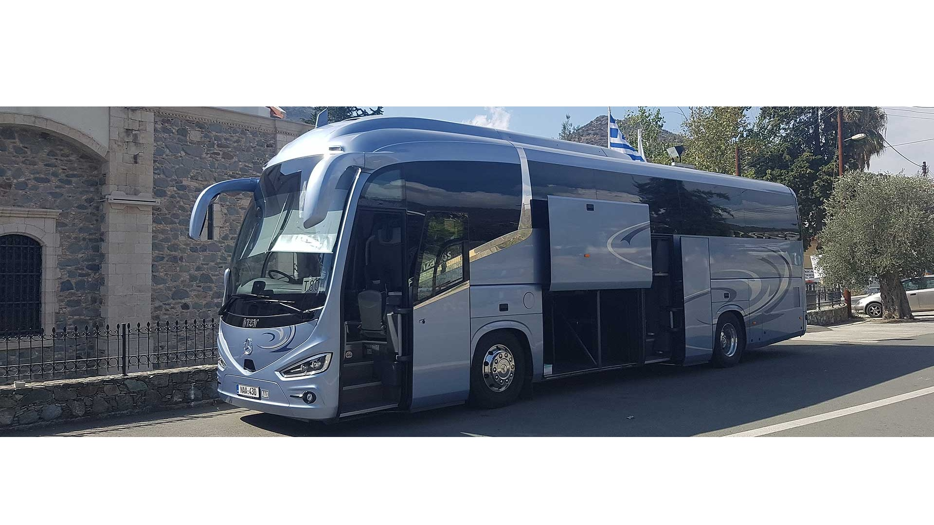 P-POLYVIOU-COACHES cover